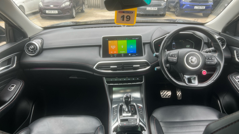 MG Hs 1.5 T-GDI Exclusive 5dr DCT Petrol Hatchback